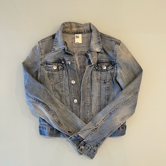 Simons Cropped Jean Jacket - Picture 1 of 6